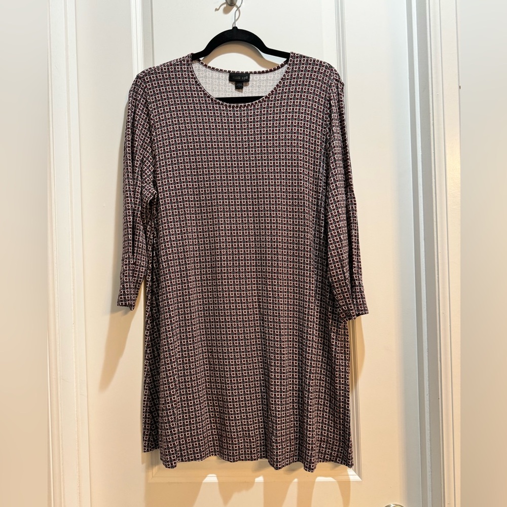J Jill Wearever Collection Tunic Top Burgundy print 3/4 Sleeves Large Length 32”
